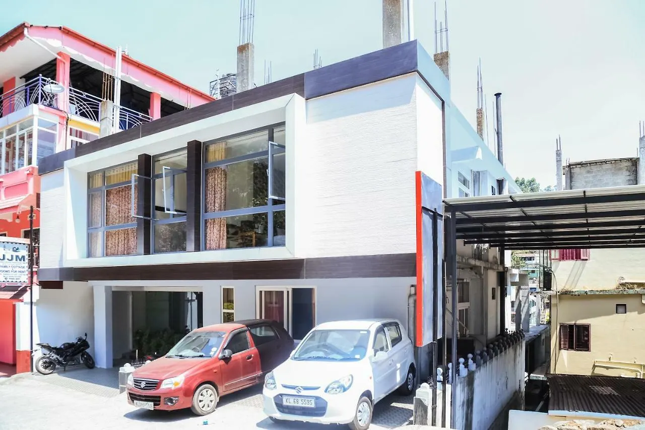 Oyo 8588 Rainbow Inn Munnar Hotel