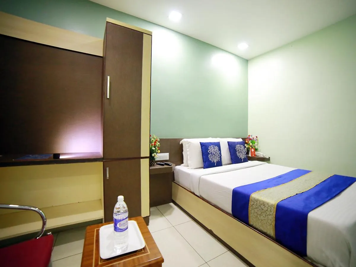Oyo 8588 Rainbow Inn Munnar 3*,  Hindistan